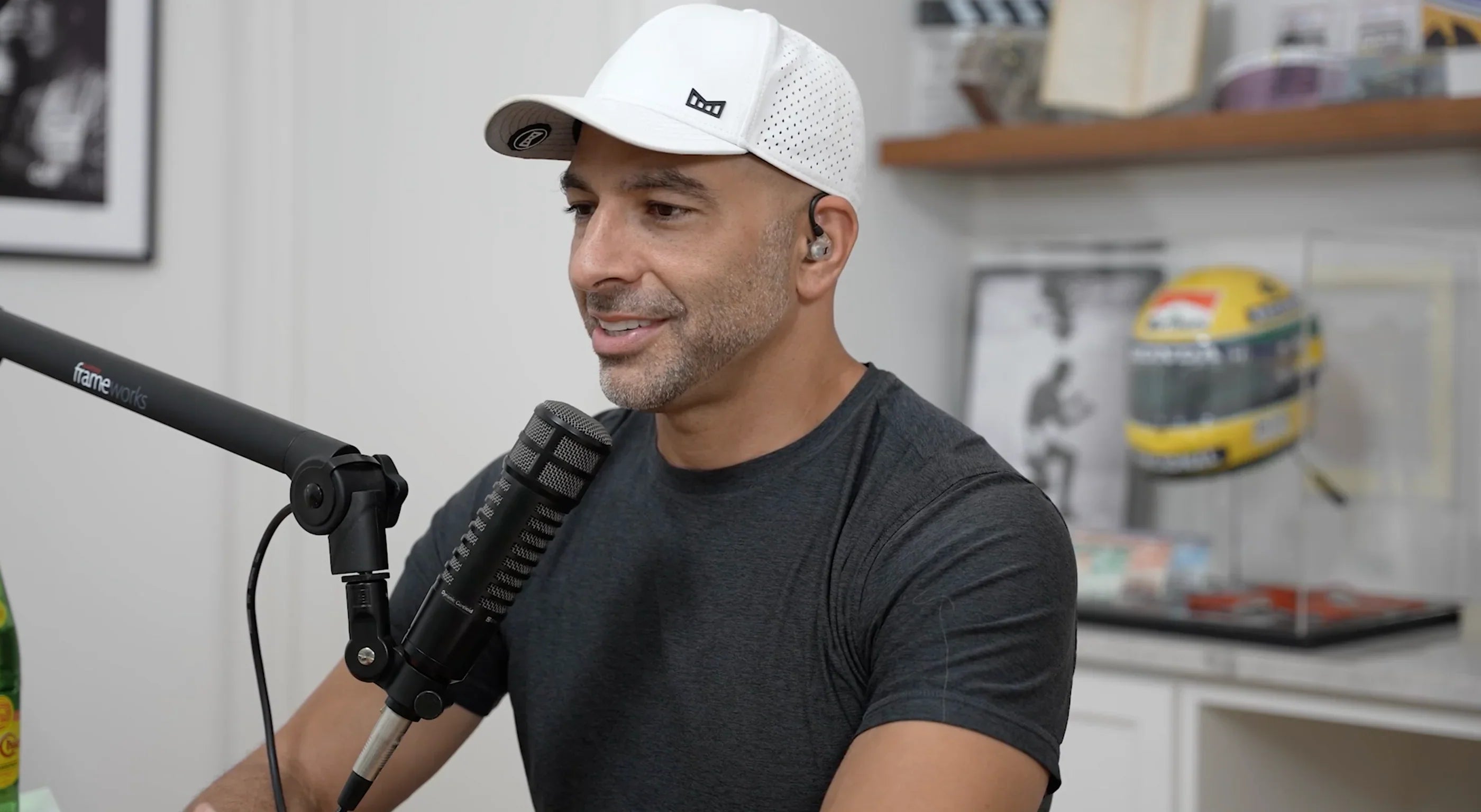 Peter Attia wearing the melin A-Game Icon Hydro in White